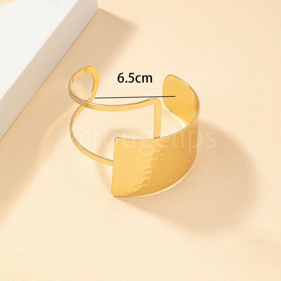 Wide Cuff Bracelet Gold Tone Textured Bangle Large Iron Alloy - Picture 4 of 5